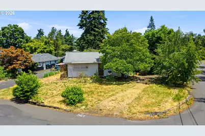 1808 NE 114th Pl, Portland, OR 97220 - Photo 3