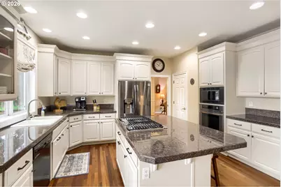13350 SW 129th Ave, Portland, OR 97223 - Photo 11