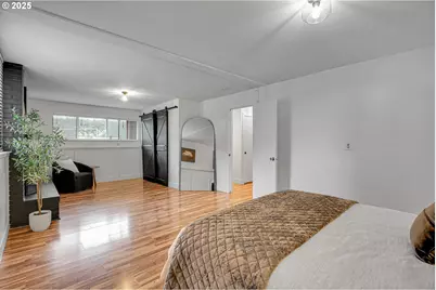 8325 SW Terwilliger Blvd, Portland, OR 97219 - Photo 23