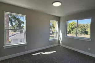 440 W Harrison St, Roseburg, OR 97471 - Photo 21