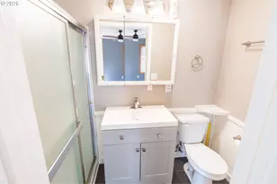 634 Waverly Dr SE, Albany, OR 97322 - Photo 17