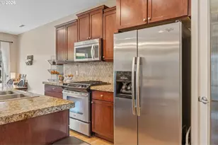 623 N V St, Washougal, WA 98671 - Photo 11