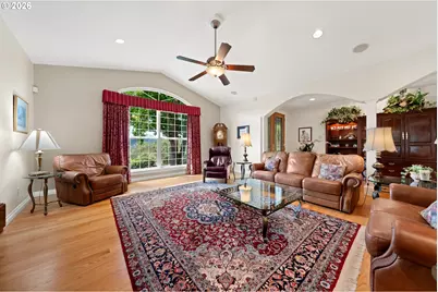 420 Cascara Ln, Roseburg, OR 97471 - Photo 11
