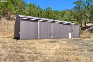 420 Cascara Ln, Roseburg, OR 97471 - Photo 37