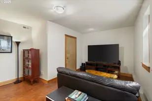 7604 S Hood Ave, Portland, OR 97219 - Photo 35