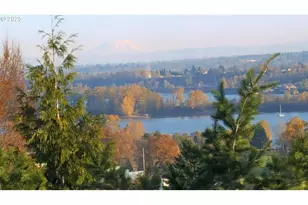 7604 S Hood Ave, Portland, OR 97219 - Photo 39