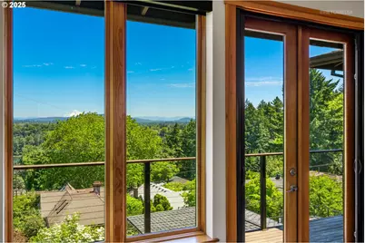 7604 S Hood Ave, Portland, OR 97219 - Photo 7