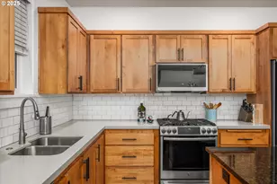 2961 Lord Byron Pl, Eugene, OR 97408 - Photo 11