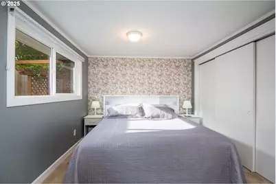 1960 Lincoln St, North Bend, OR 97459 - Photo 21