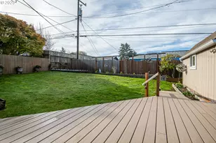 1960 Lincoln St, North Bend, OR 97459 - Photo 41