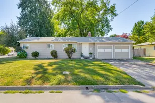 1349 SW Melrose Ave, McMinnville, OR 97128 - Photo 1