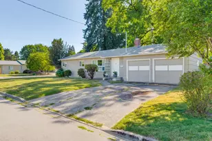 1349 SW Melrose Ave, McMinnville, OR 97128 - Photo 3