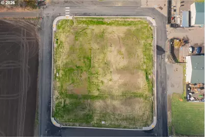 2 W Grant St #2, Carlton, OR 97111 - Photo 17