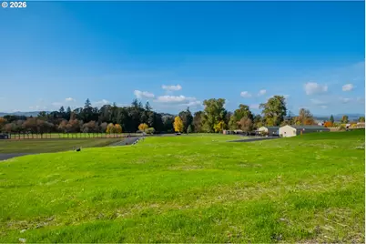 2 W Grant St #2, Carlton, OR 97111 - Photo 5