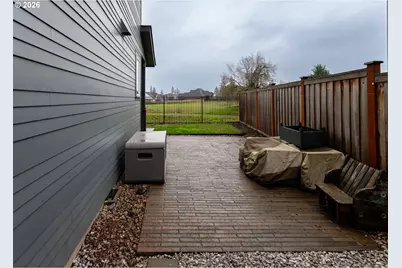 1551 Alsea Dr, Eugene, OR 97408 - Photo 41