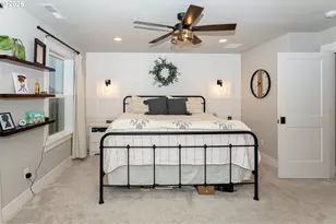 1551 Alsea Dr, Eugene, OR 97408 - Photo 33