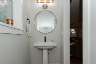 1551 Alsea Dr, Eugene, OR 97408 - Photo 17