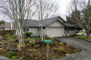 3653 Park Pl, Hood River, OR 97031 - Photo 1