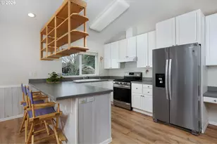 3653 Park Pl, Hood River, OR 97031 - Photo 5