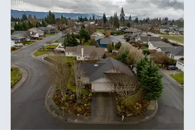 3653 Park Pl, Hood River, OR 97031 - Photo 3