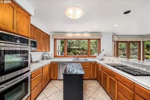 5159 Solar Heights Dr, Eugene, OR 97405 - Photo 17