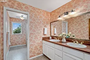 5159 Solar Heights Dr, Eugene, OR 97405 - Photo 37