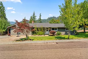 696 Crowe Ave, Drain, OR 97435 - Photo 1