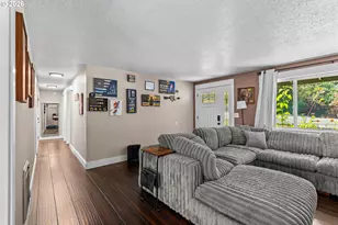 696 Crowe Ave, Drain, OR 97435 - Photo 19