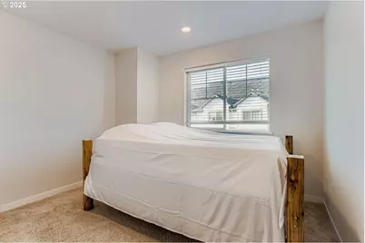 15800 NW Sparks Ln, Portland, OR 97229 - Photo 17