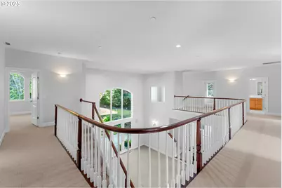 370 NW 81st Pl, Portland, OR 97229 - Photo 13