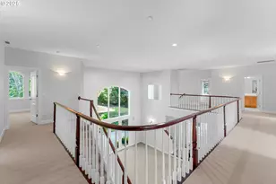 370 NW 81st Pl, Portland, OR 97229 - Photo 13