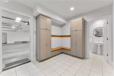 370 NW 81st Pl, Portland, OR 97229 - Photo 37