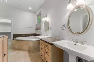 370 NW 81st Pl, Portland, OR 97229 - Photo 25