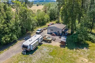 29727 Santiam Terrace Rd, Lebanon, OR 97355 - Photo 3