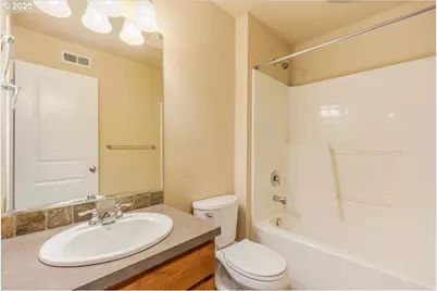 3962 SE Discovery St, Hillsboro, OR 97123 - Photo 21