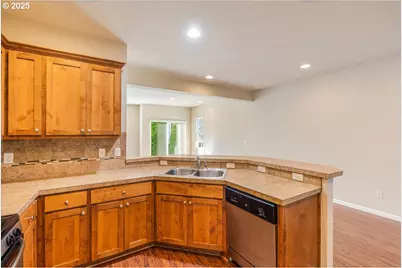 3962 SE Discovery St, Hillsboro, OR 97123 - Photo 13