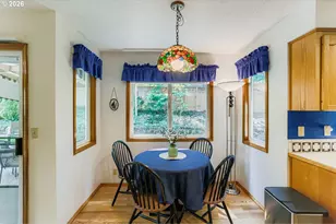 8225 SW Gearhart Dr, Beaverton, OR 97007 - Photo 11