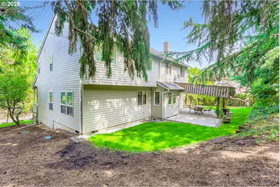 8225 SW Gearhart Dr, Beaverton, OR 97007 - Photo 27