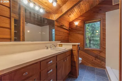 3054 Hendricks Hill Dr, Eugene, OR 97403 - Photo 13