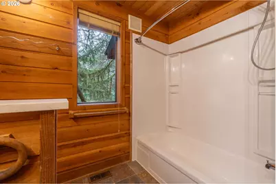 3054 Hendricks Hill Dr, Eugene, OR 97403 - Photo 17