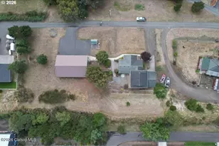 90513 E Rd, Warrenton, OR 97146 - Photo 11