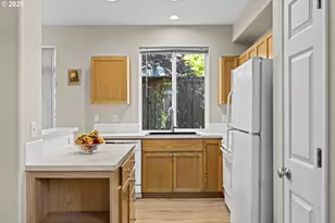 6315 SW Vinwood Terrace, Beaverton, OR 97078 - Photo 9