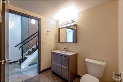 1030 NW 12th Ave #526, Portland, OR 97209 - Photo 3