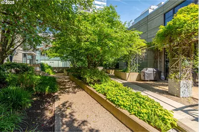 1030 NW 12th Ave #526, Portland, OR 97209 - Photo 31