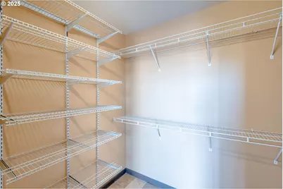 1030 NW 12th Ave #526, Portland, OR 97209 - Photo 25