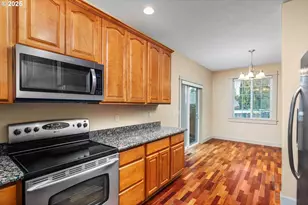 2105 NE Cleveland Ave, Gresham, OR 97030 - Photo 11