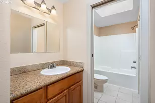 2105 NE Cleveland Ave, Gresham, OR 97030 - Photo 25