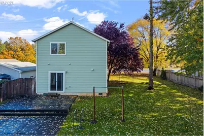 2105 NE Cleveland Ave, Gresham, OR 97030 - Photo 27