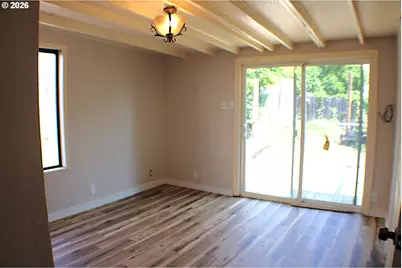 721 NE Maple Ave, Myrtle Creek, OR 97457 - Photo 13