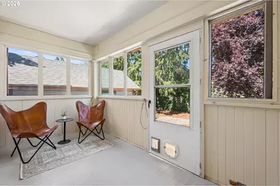 535 N Simpson St, Portland, OR 97217 - Photo 29